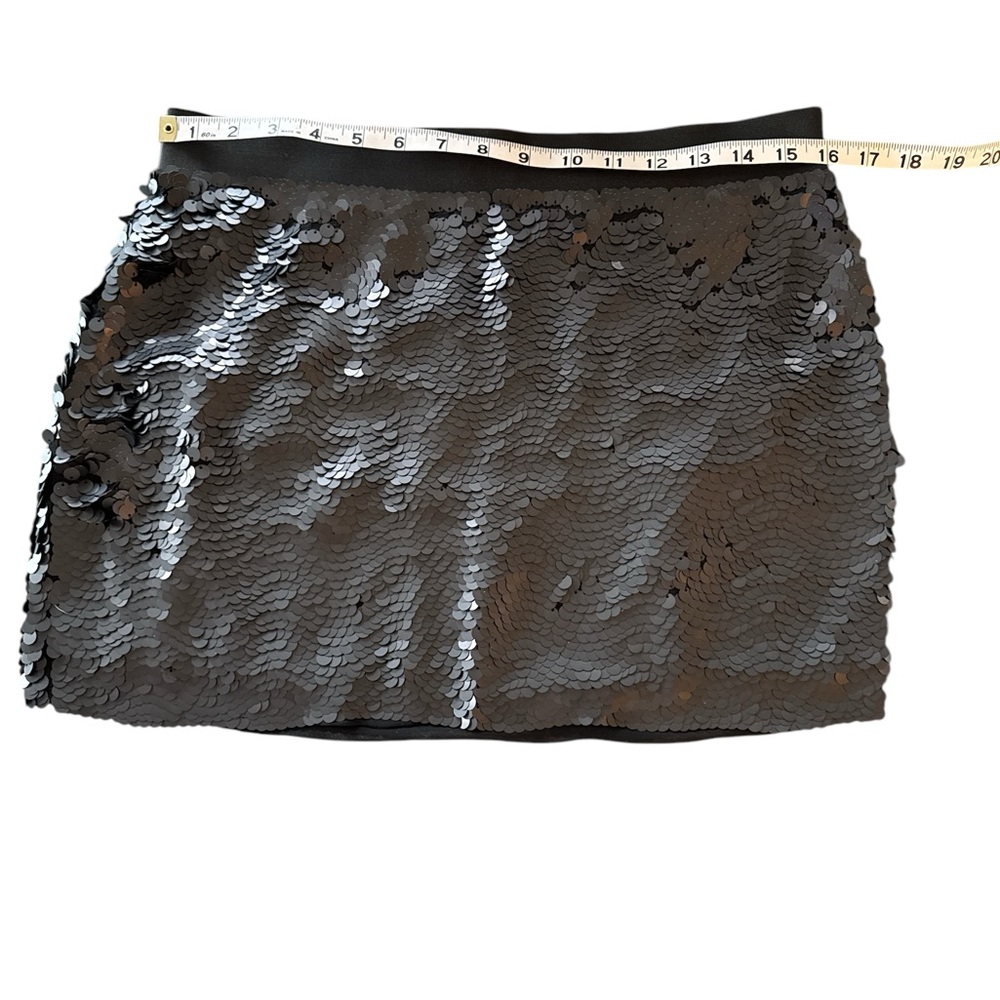 BCBGMAXAZRIA SEQUINS MINI SKIRT IN BLACK